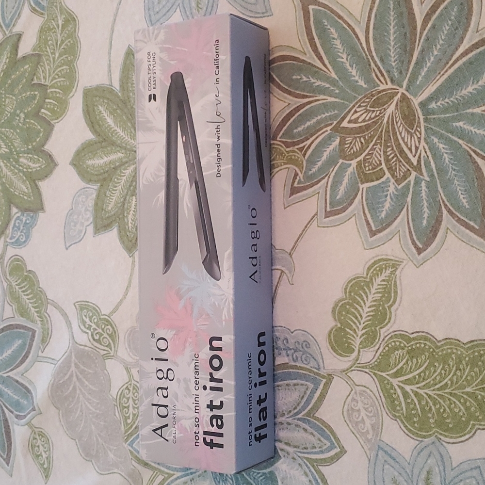 Mini ceramic flat iron